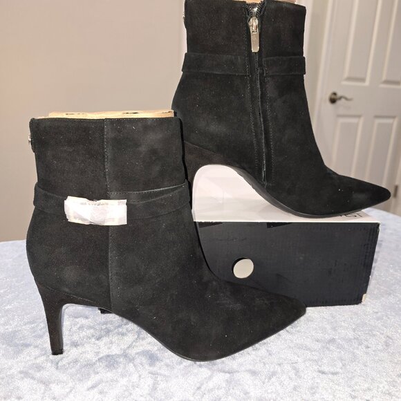 *Nine West* Women's Size 9.5M - DIAN9X9 Ankle Boot w/Gold Hardware, Black - NWB - Picture 5 of 9